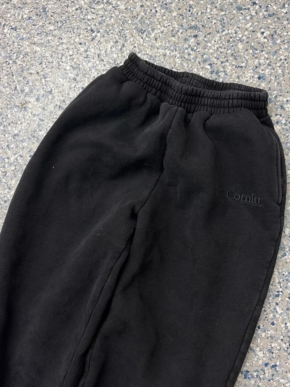Kids Black comfrt sweatpants